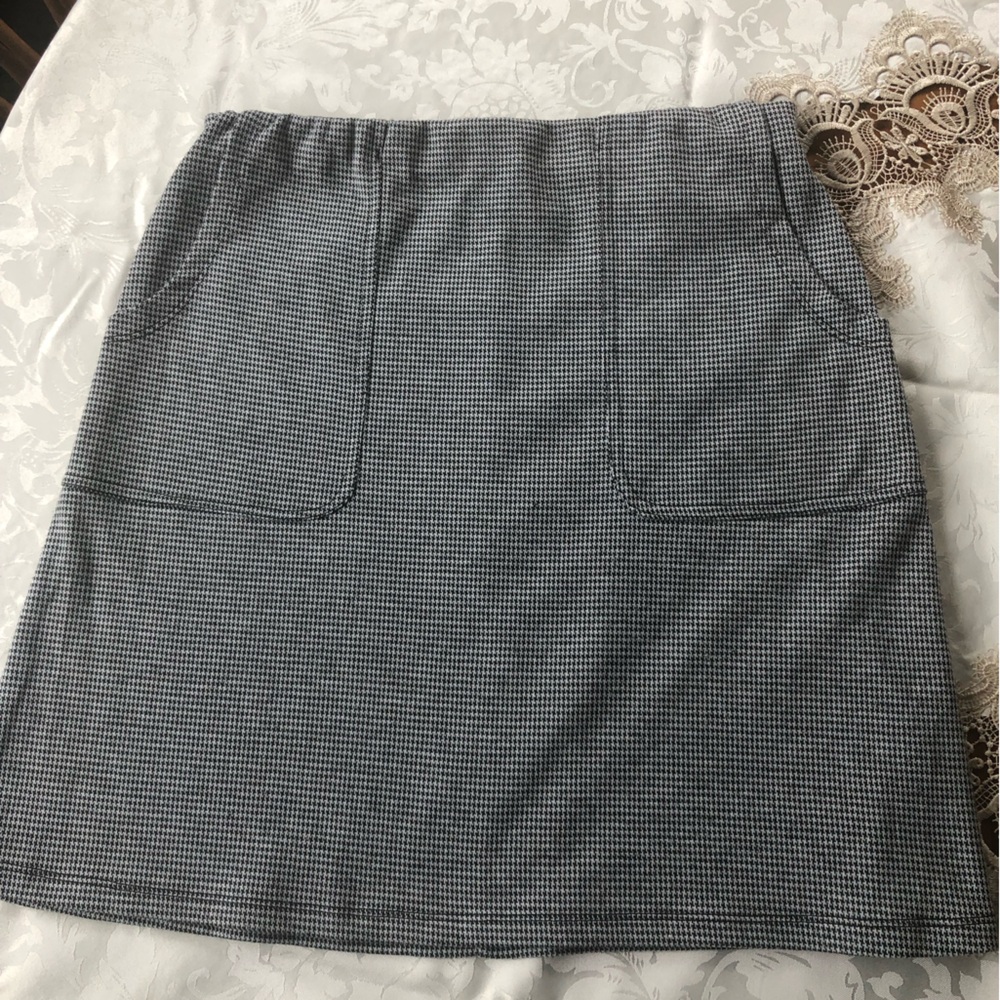 Classic Gray and Black Women's Skirt. Medium. Angels Forever Young